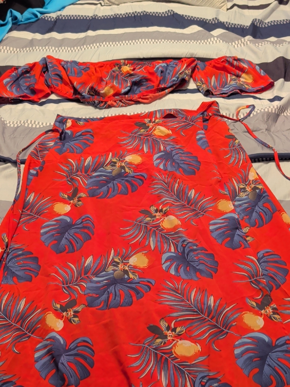 SHEIN Red Tropical Print Skirt Set